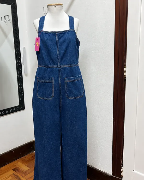 Jardineira jeans Cantão