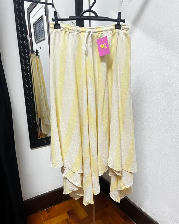 Saia vintage em linho