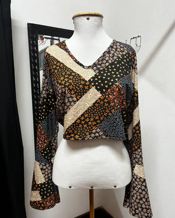 Blusa manga Flare