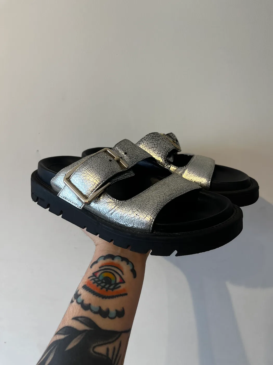 Flatform em couro Arezzo